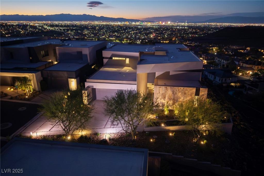 MLS #2724128 image #0