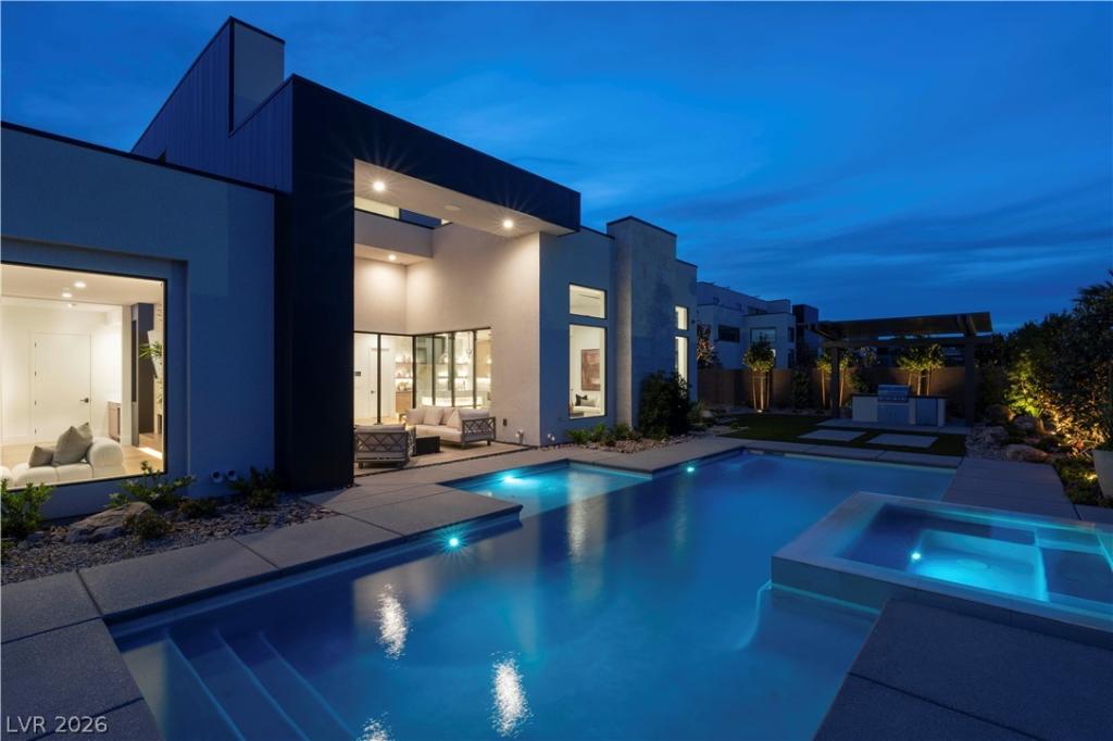 MLS #2724384 image #0