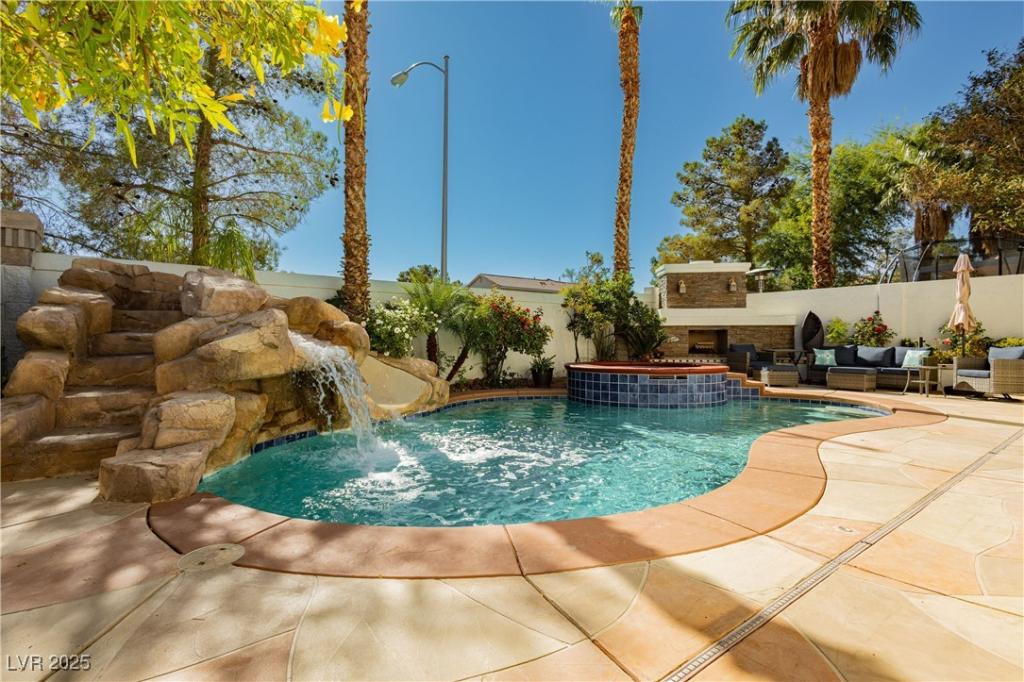 MLS #2724542 image #0