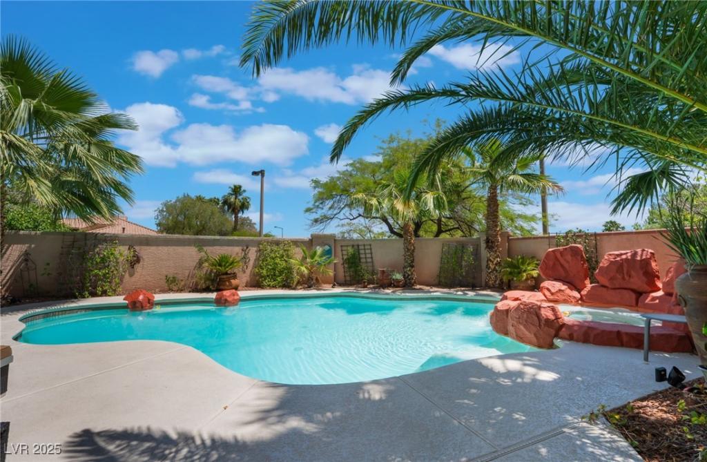 MLS #2724575 image #0