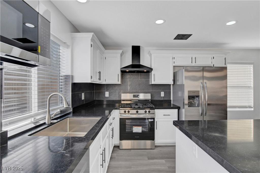 MLS #2725015 image #0