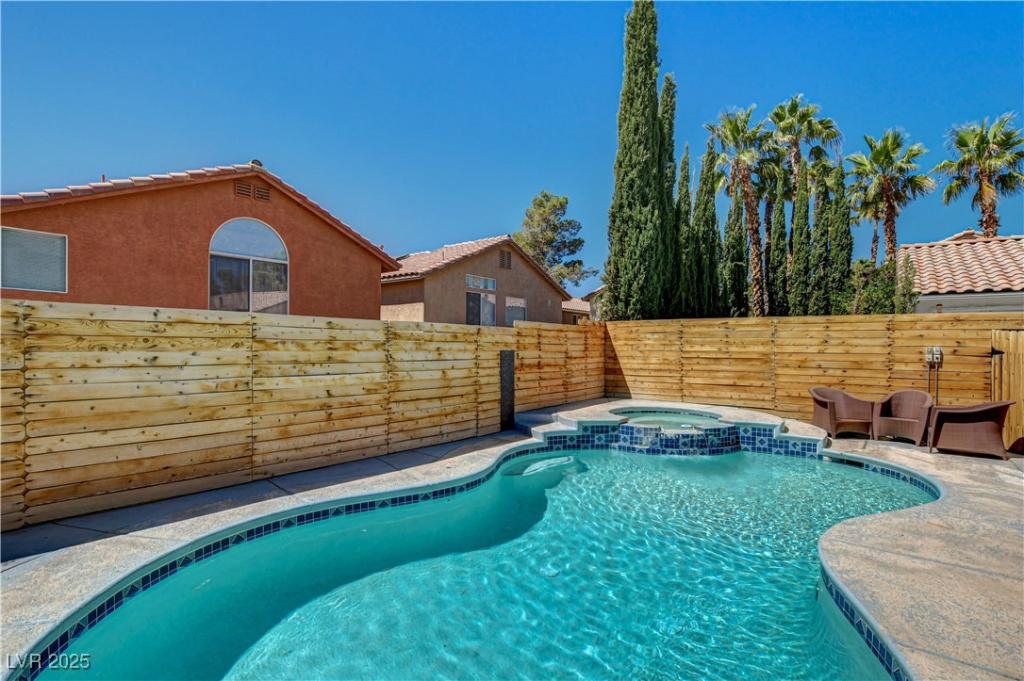 MLS #2725015 image #0