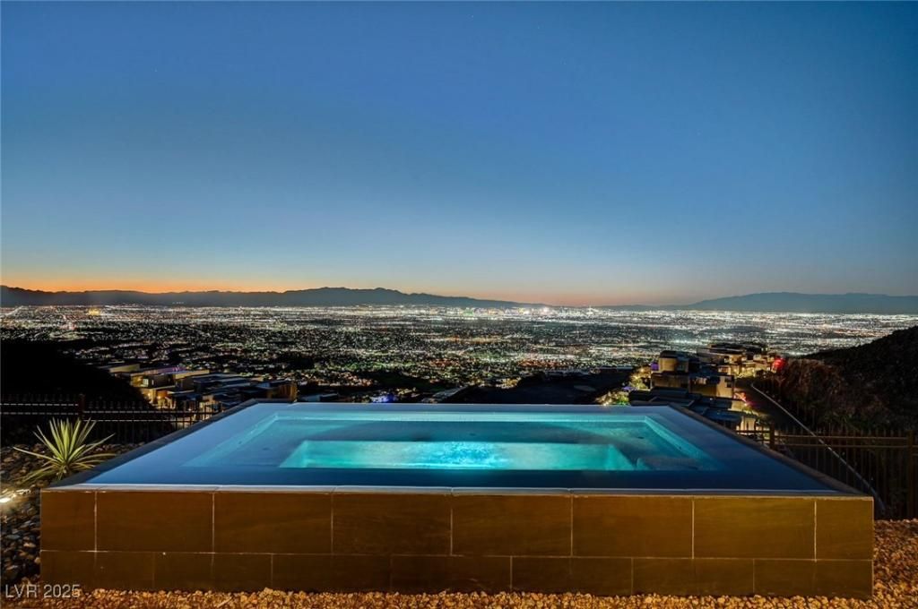 MLS #2725775 image #0