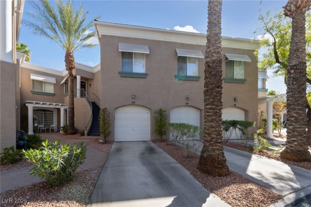 MLS #2725808 image #0