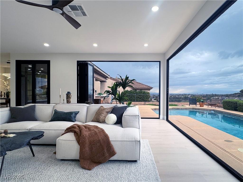 MLS #2726787 image #0