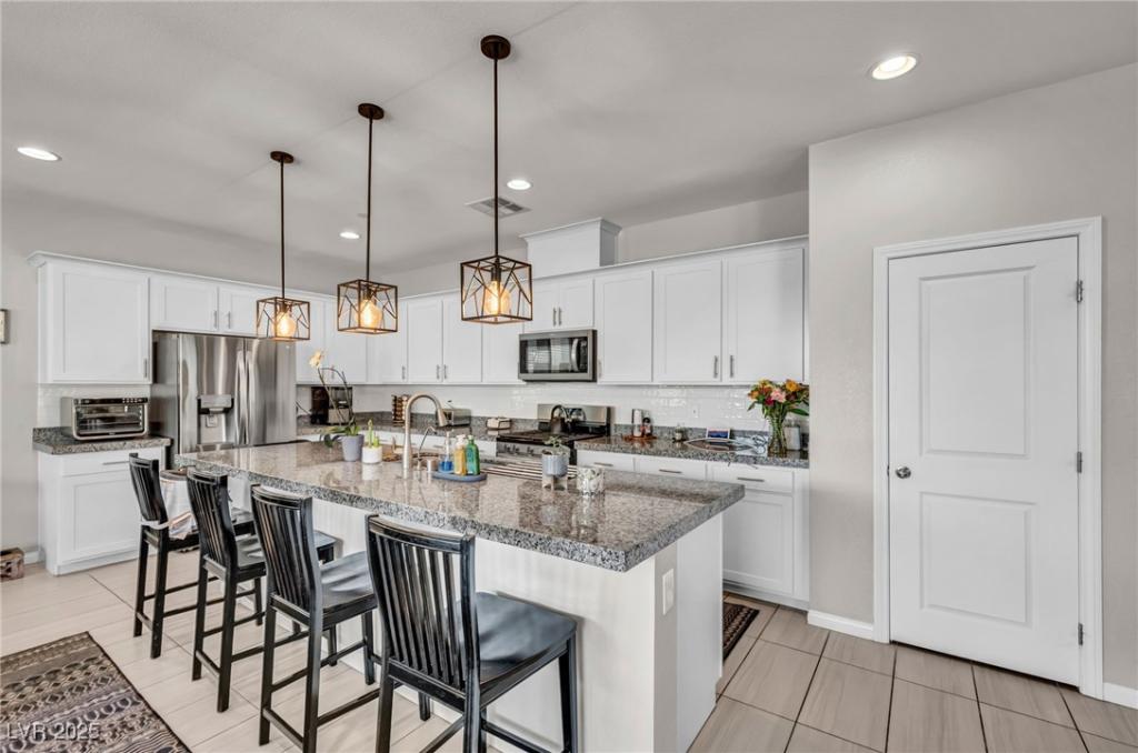 MLS #2726858 image #0