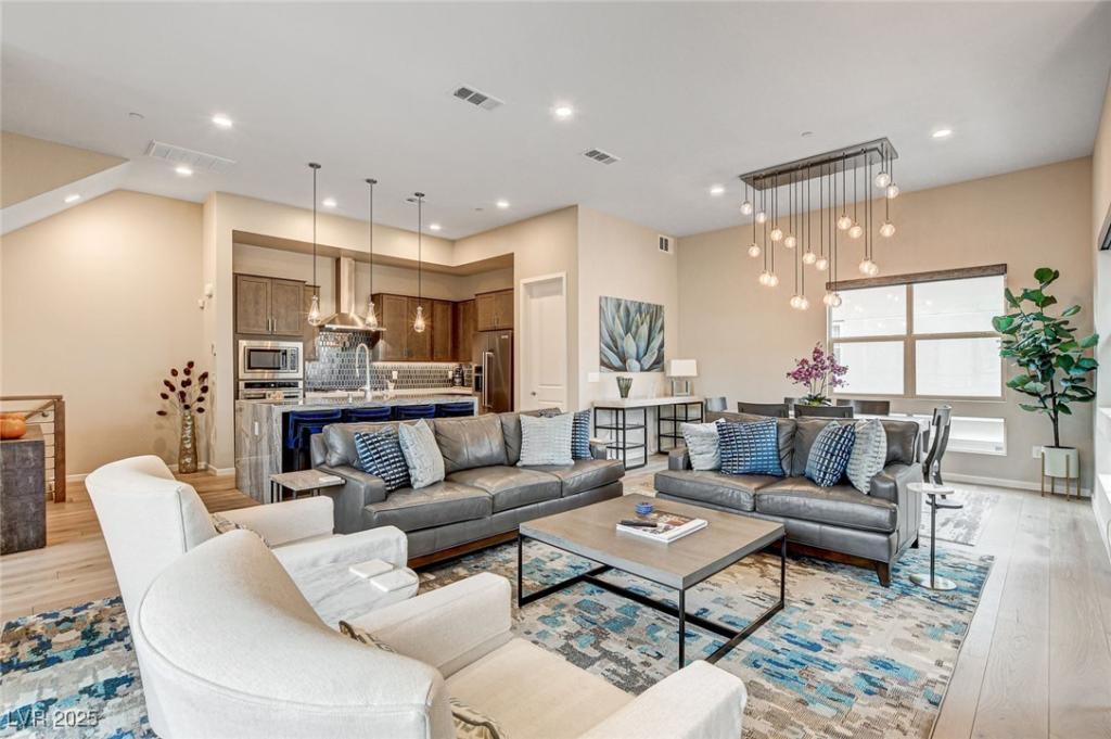 MLS #2727023 image #0