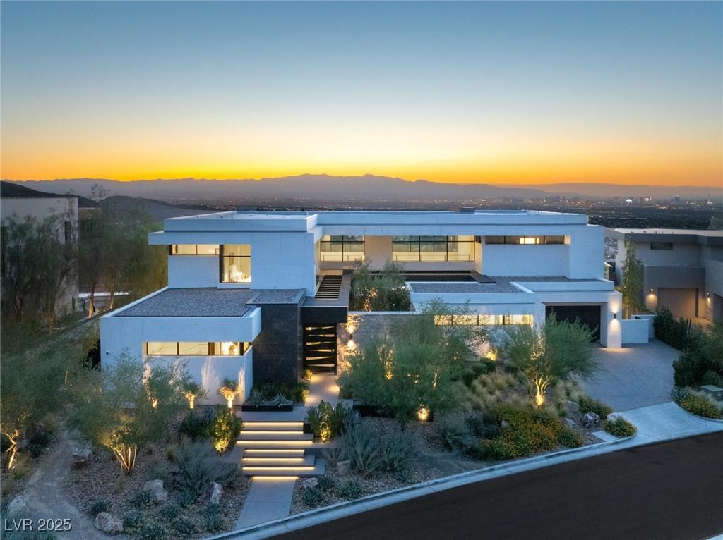 MLS #2727411 image #0