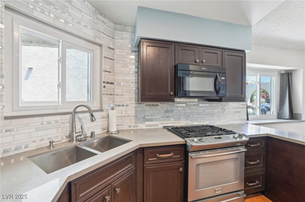 MLS #2727886 image #0