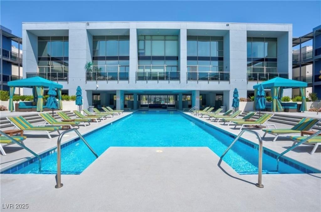 MLS #2728230 image #0