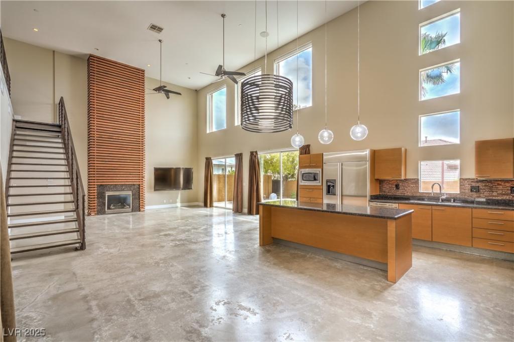 MLS #2728709 image #0