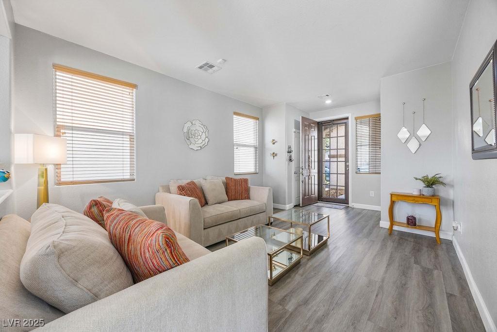 MLS #2729158 image #0