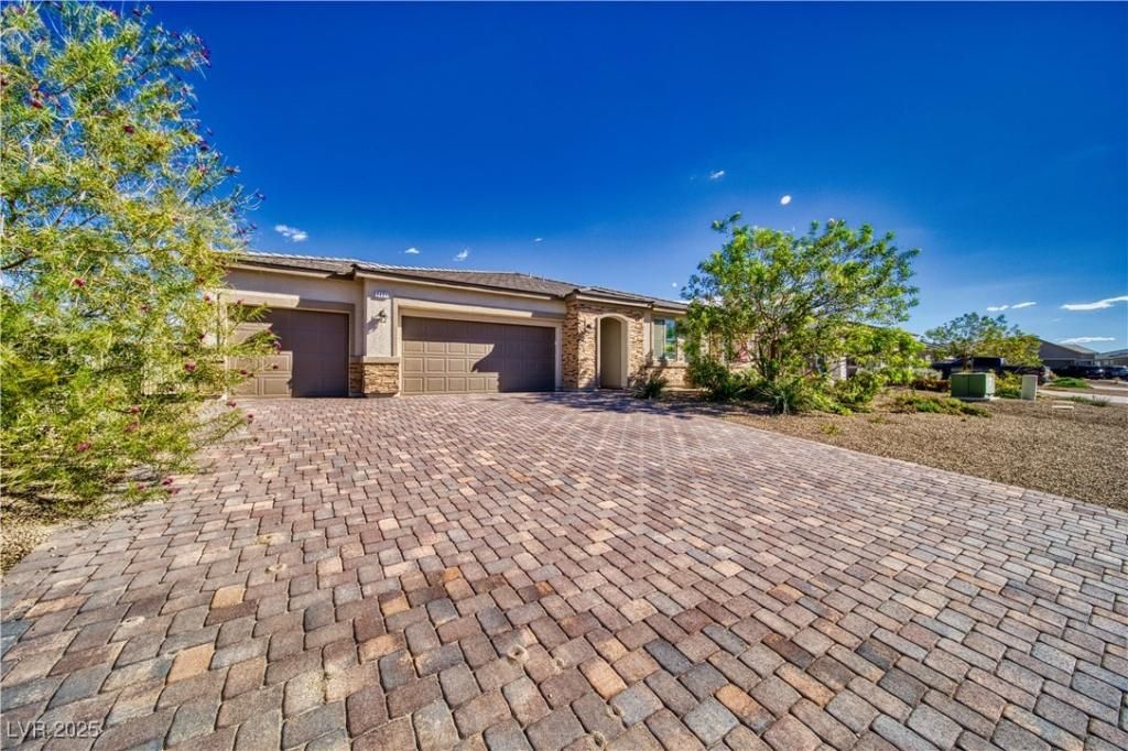 MLS #2729218 image #0