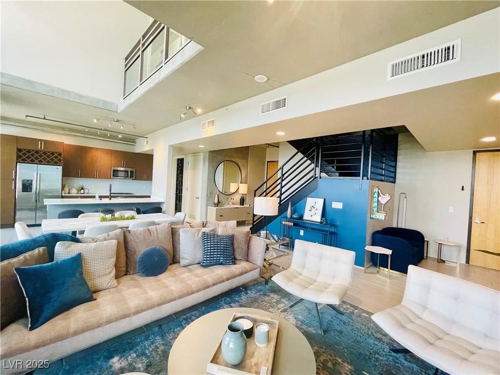 MLS #2729279 image #0