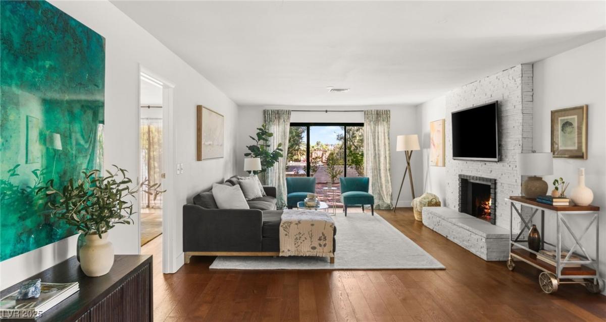 MLS #2729313 image #0