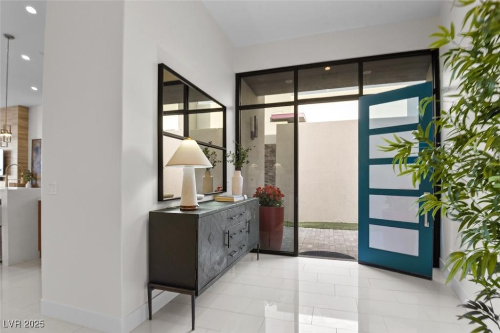 MLS #2730073 image #0