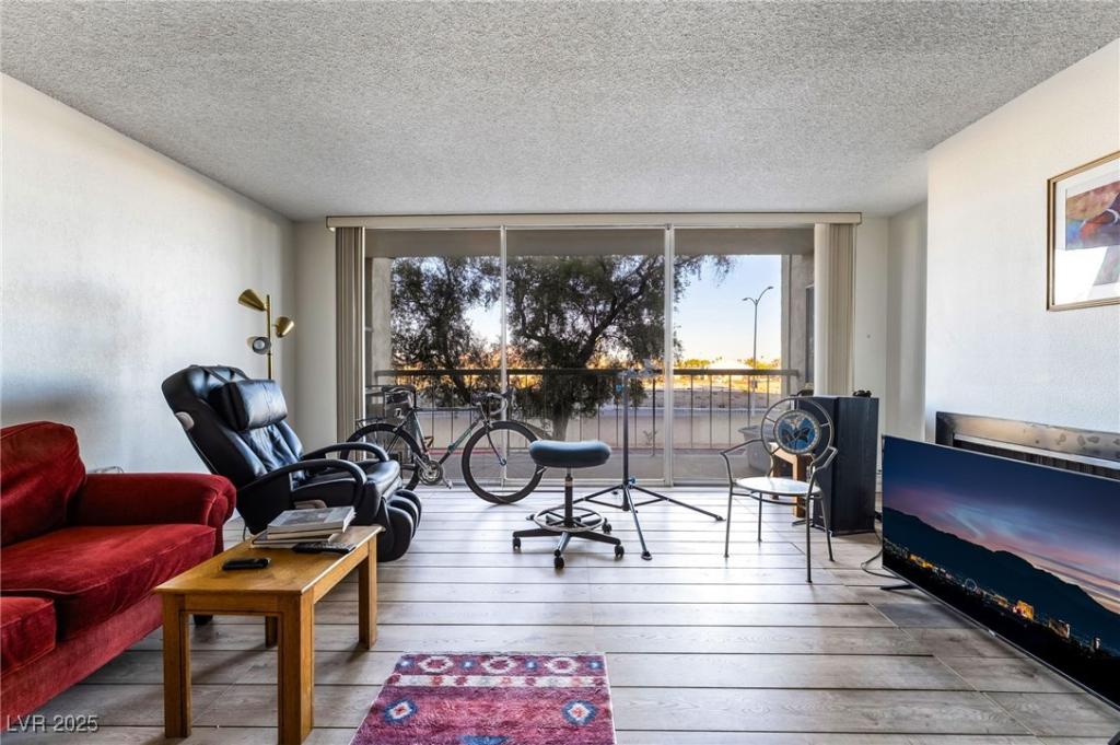 MLS #2730086 image #0