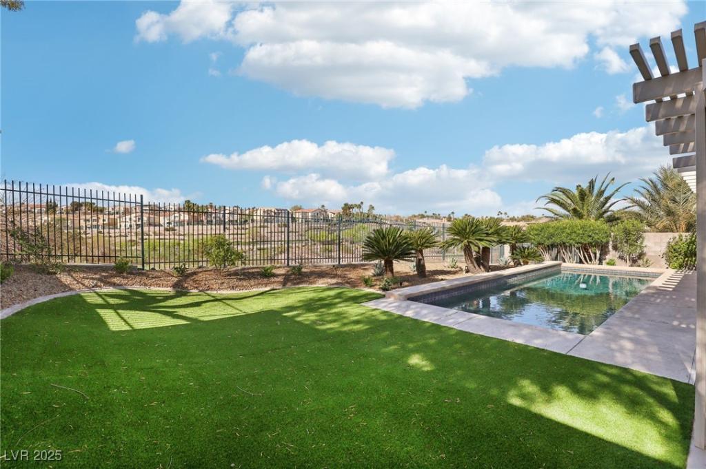 MLS #2730978 image #0