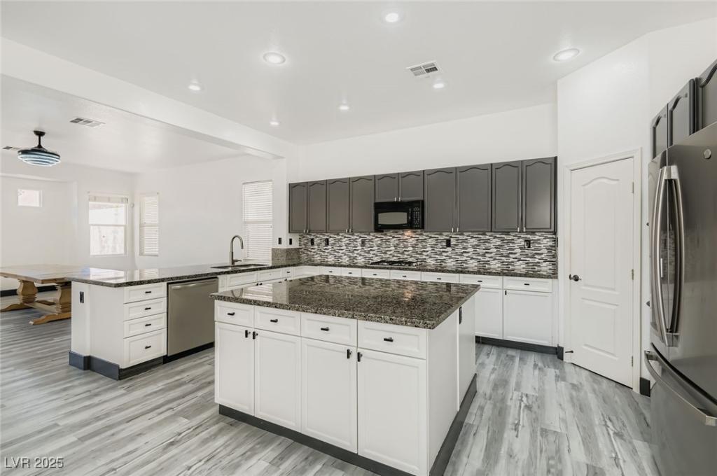 MLS #2731803 image #0