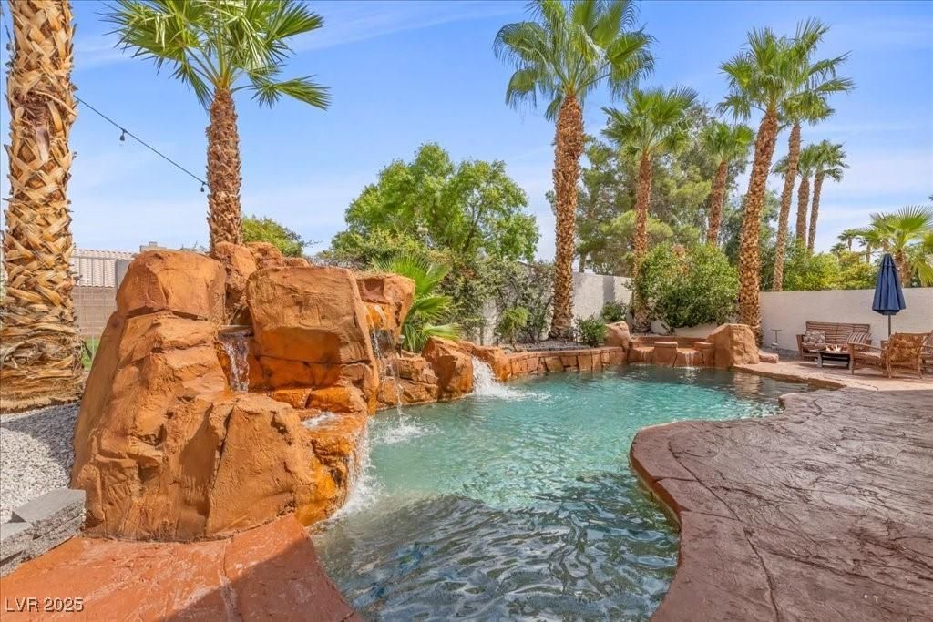 MLS #2731966 image #0