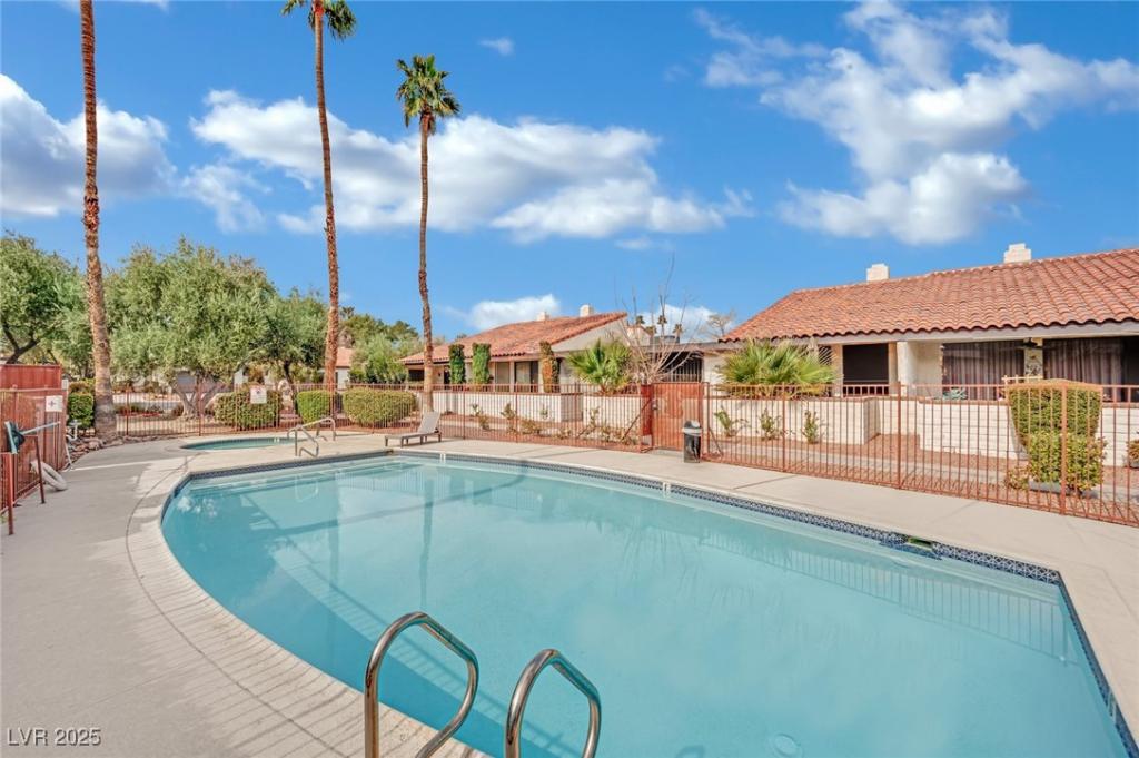 MLS #2732963 image #0