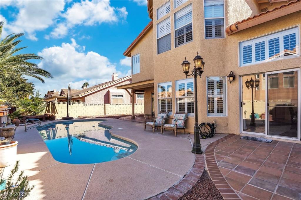 MLS #2733040 image #0