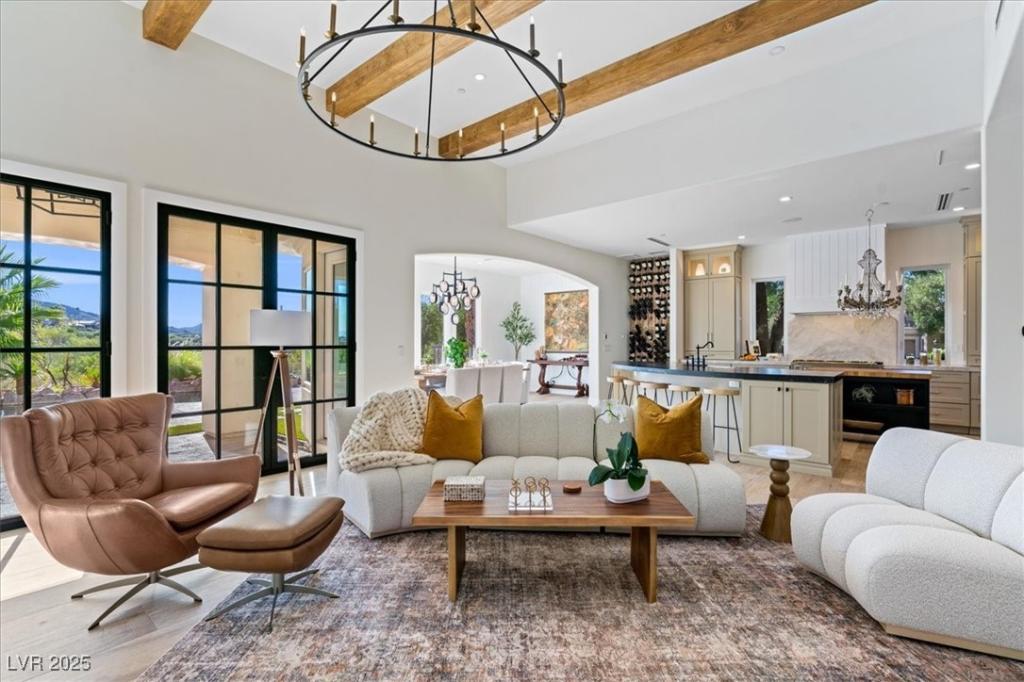 MLS #2733416 image #0