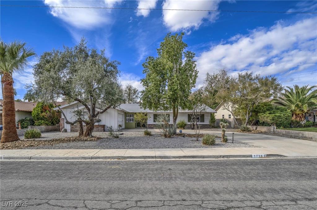 MLS #2733592 image #0