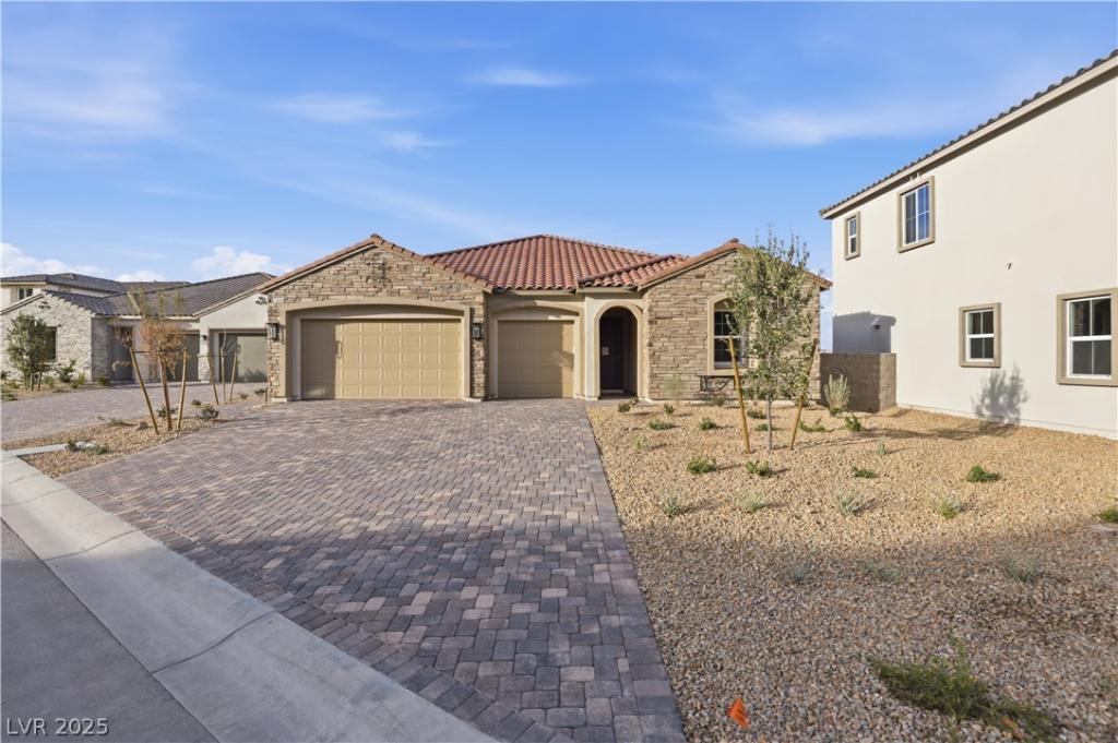 MLS #2733848 image #0