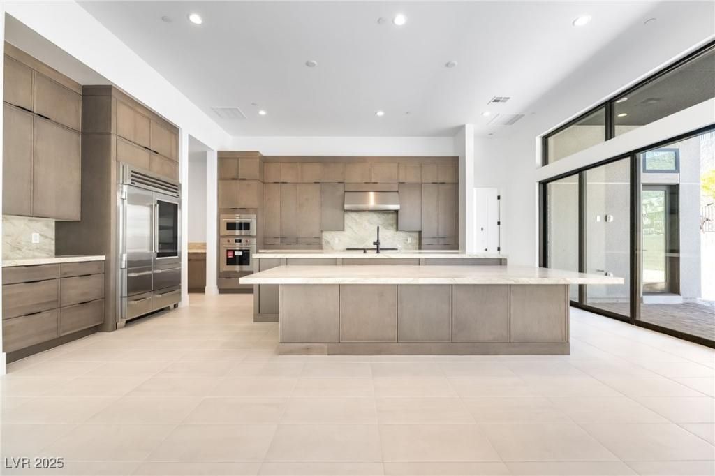 MLS #2733878 image #0