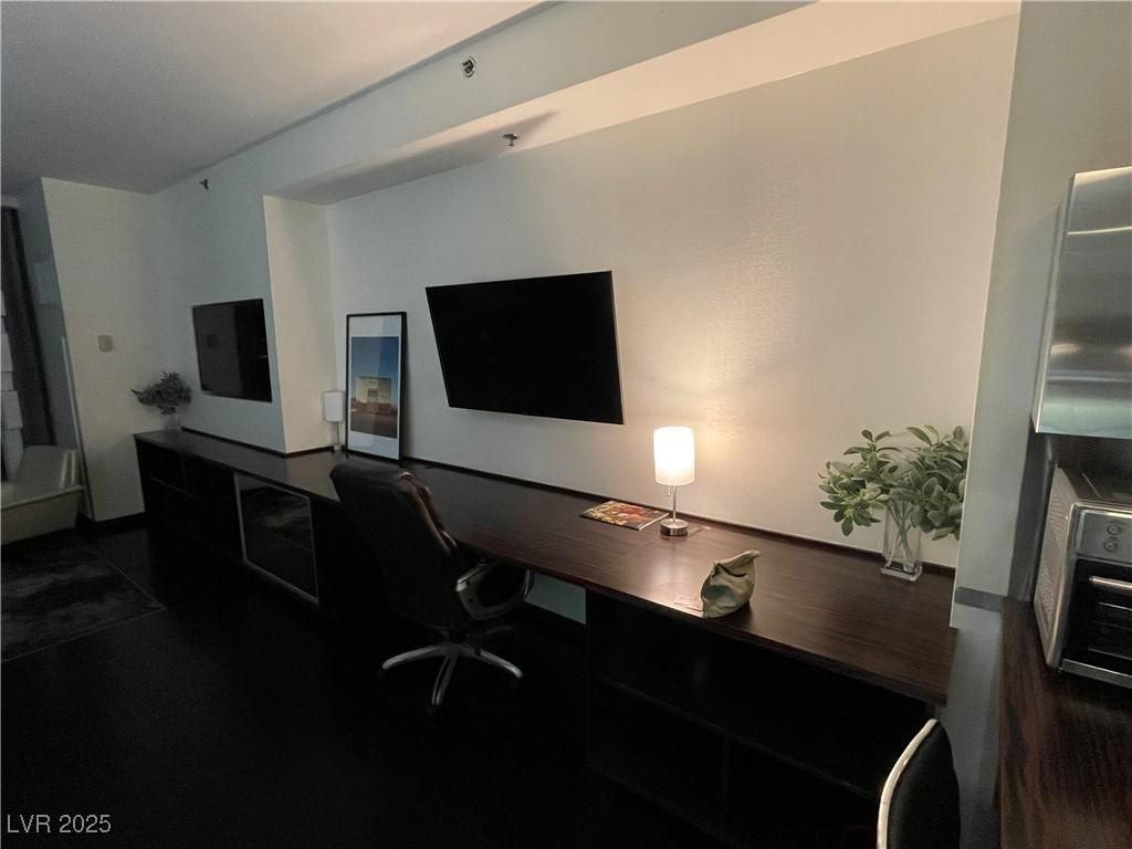 MLS #2733954 image #0