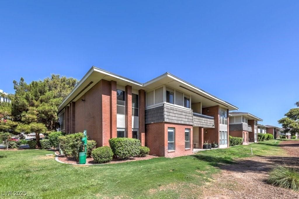 MLS #2735074 image #0