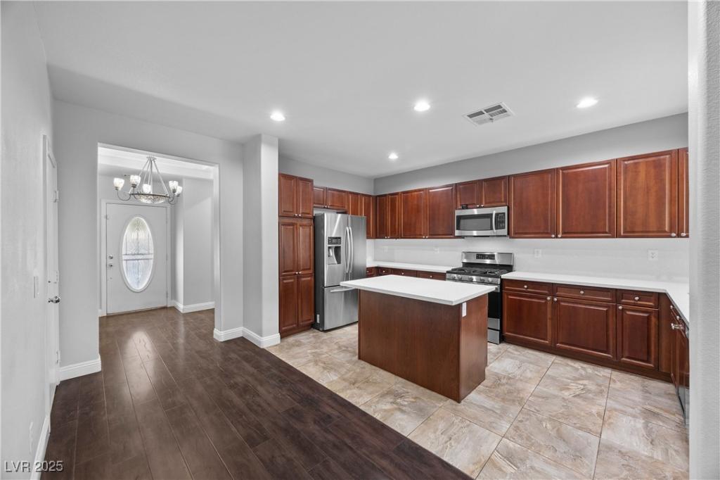 MLS #2735181 image #0