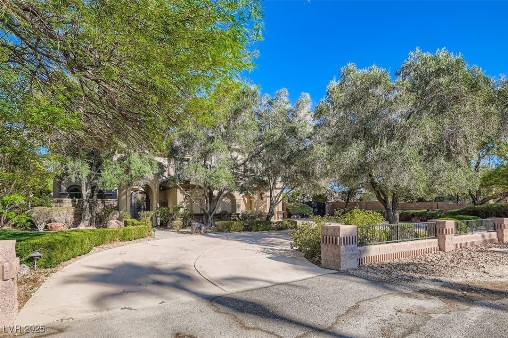 MLS #2735329 image #0