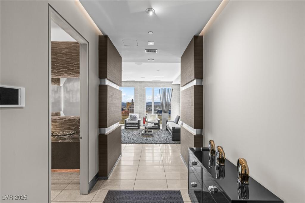 MLS #2735700 image #0