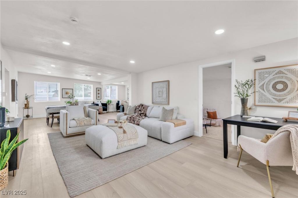 MLS #2735704 image #0