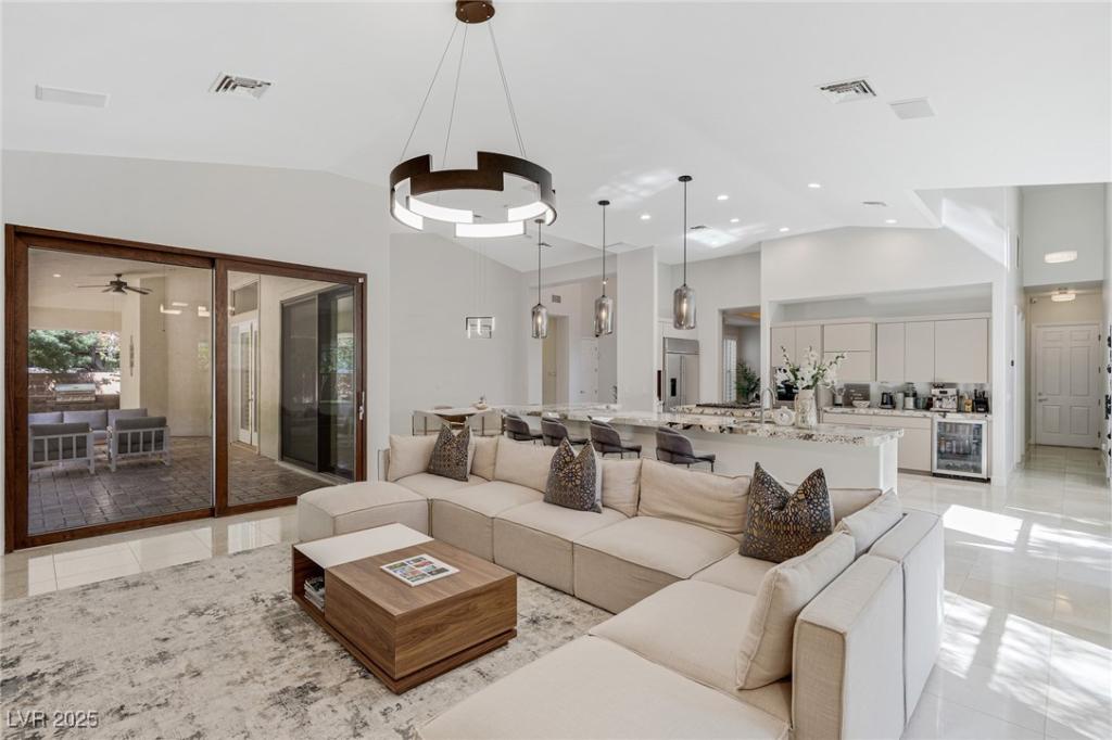 MLS #2735712 image #0