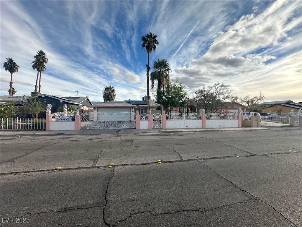 MLS #2735772 image #0