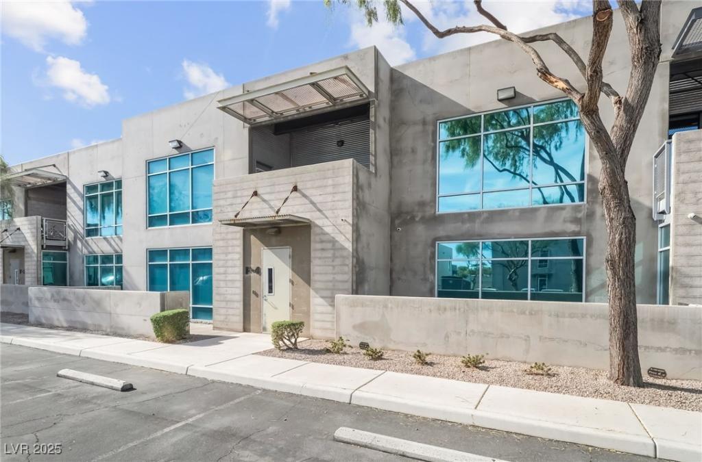 MLS #2735825 image #0