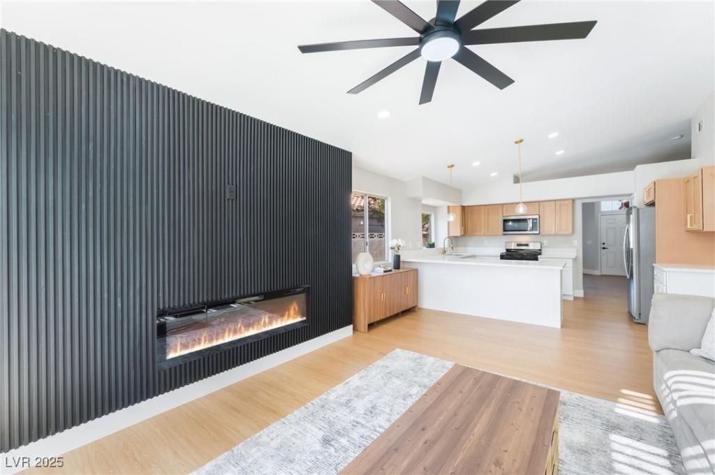 MLS #2736075 image #0