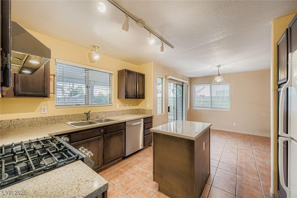 MLS #2736077 image #0