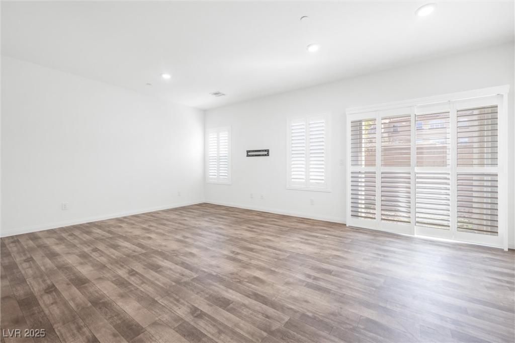 MLS #2736202 image #0