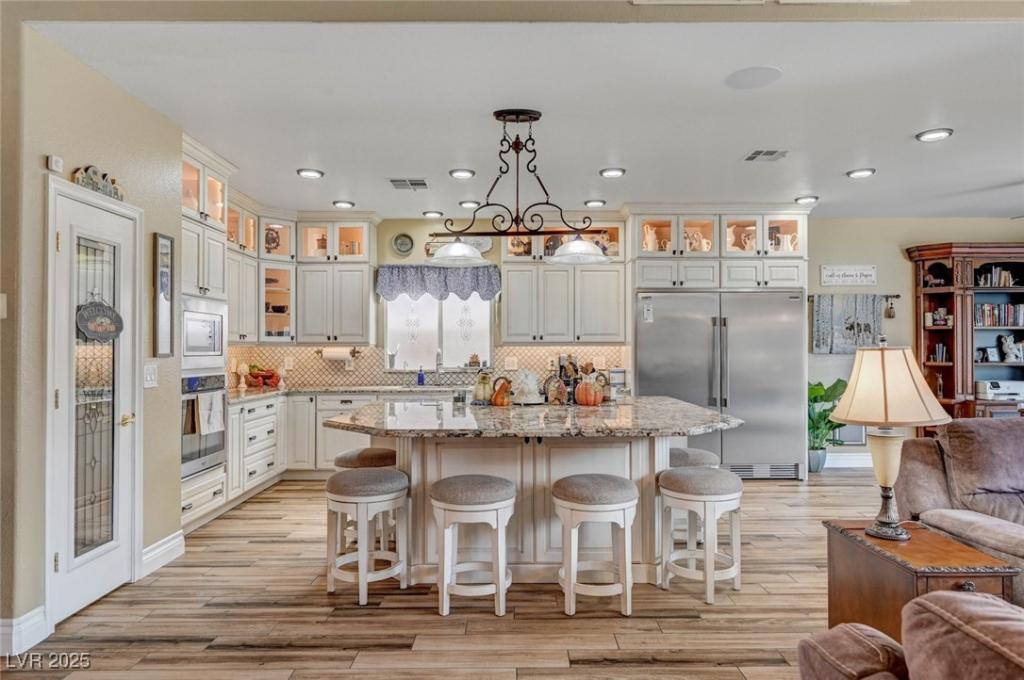 MLS #2736258 image #0