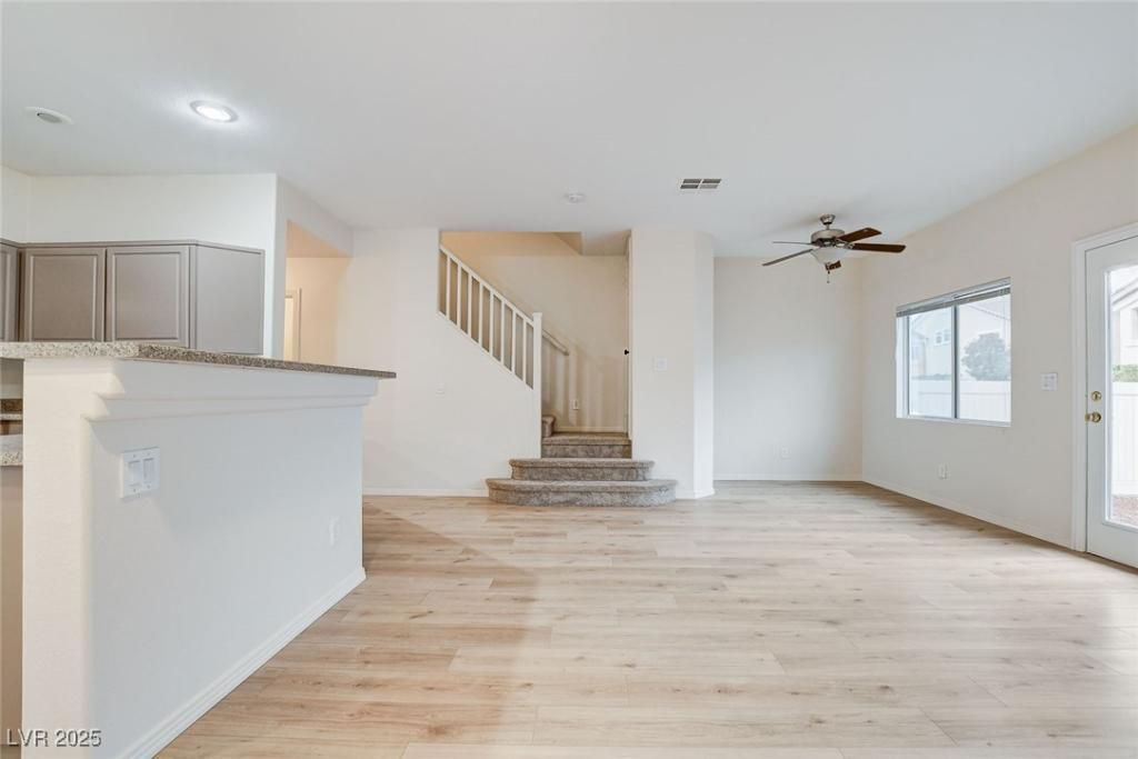 MLS #2736396 image #0