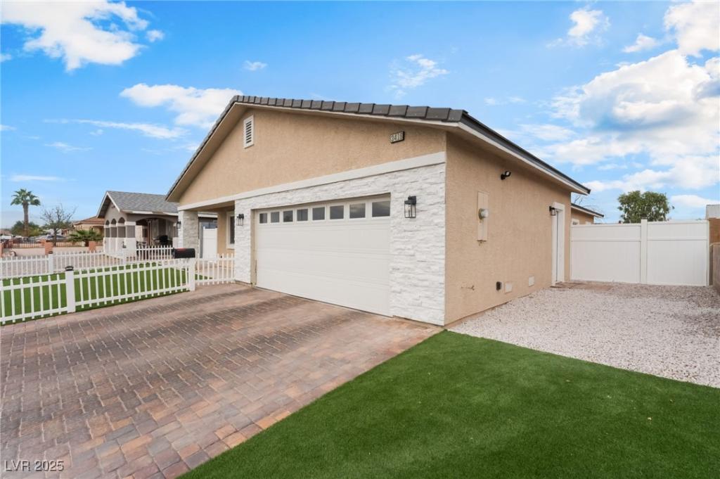 MLS #2736470 image #0