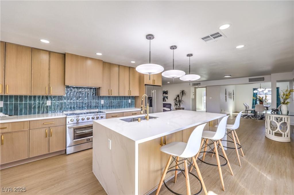 MLS #2736618 image #0