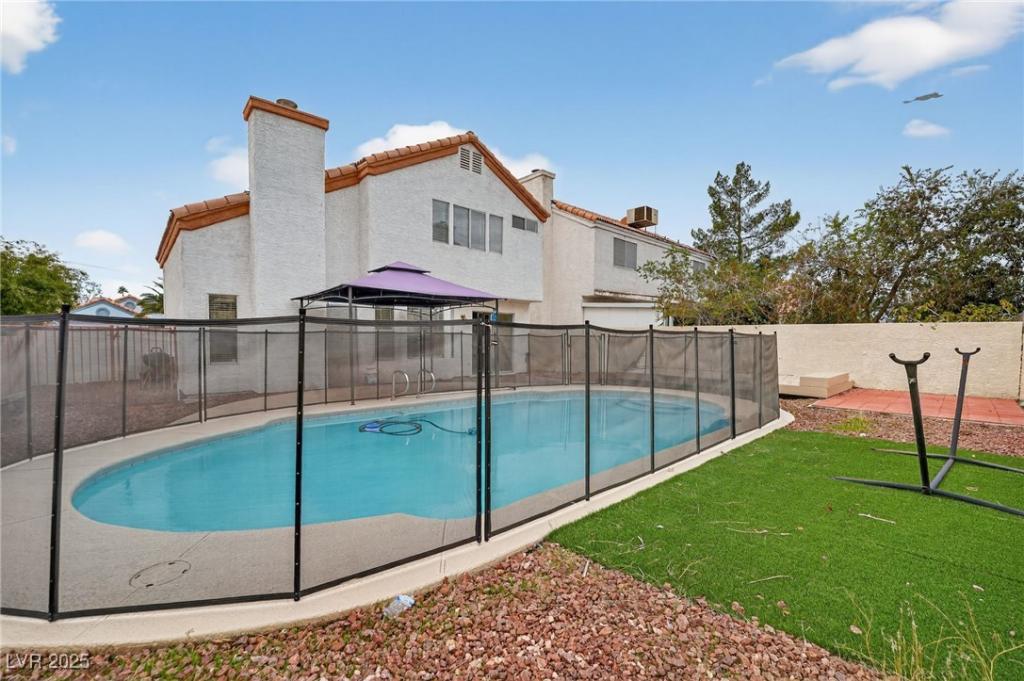 MLS #2736625 image #0