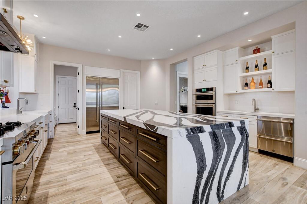 MLS #2737633 image #0