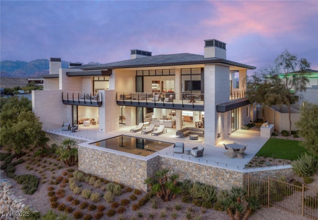 MLS #2738070 image #0