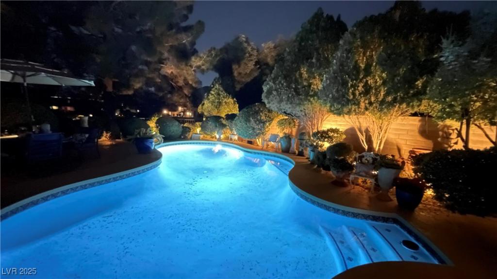 MLS #2738121 image #0